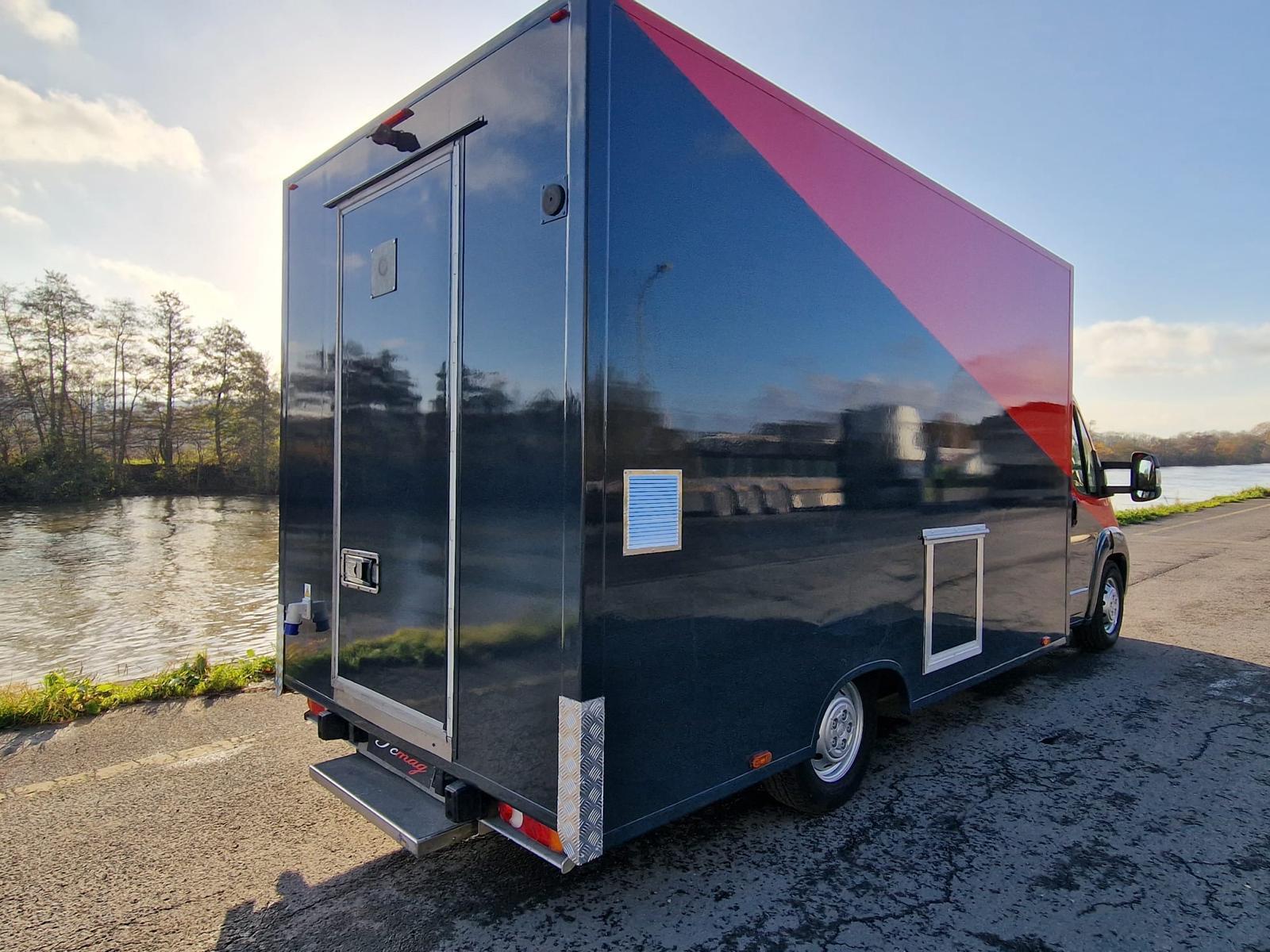 Food truck churrasquera – poulet braisé