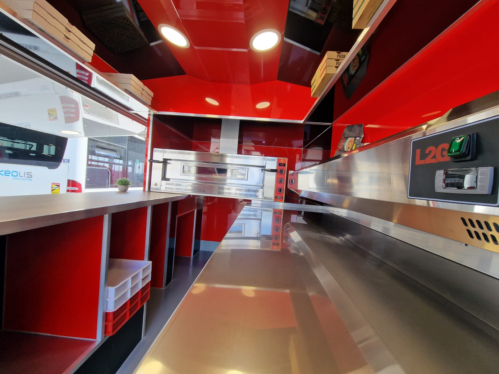 Camion pizza four à gaz