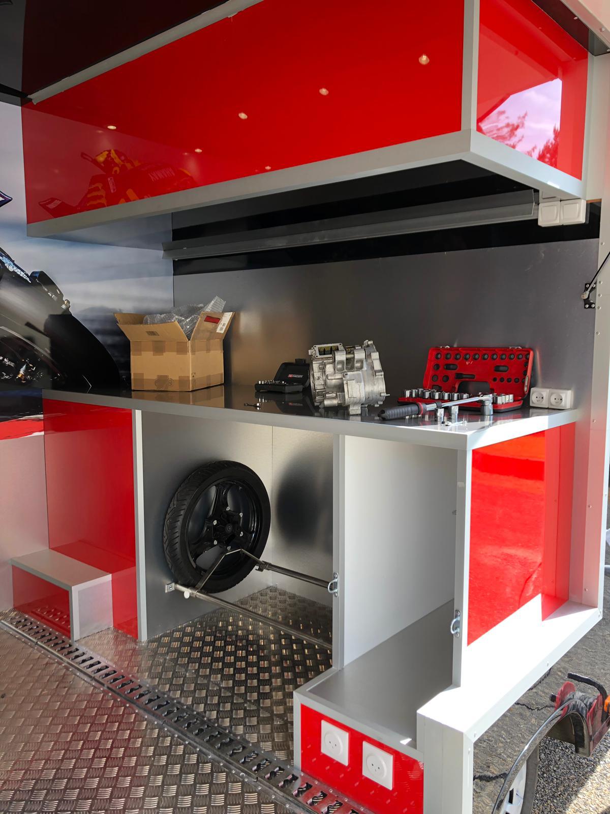 Camions Garages et Ateliers de Réparation – Une Solution Innovant