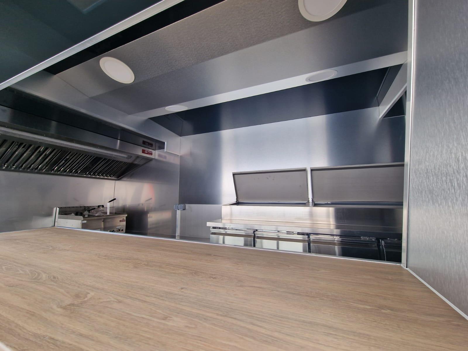 LOCATION CAMION FOOD TRUCK SNACK